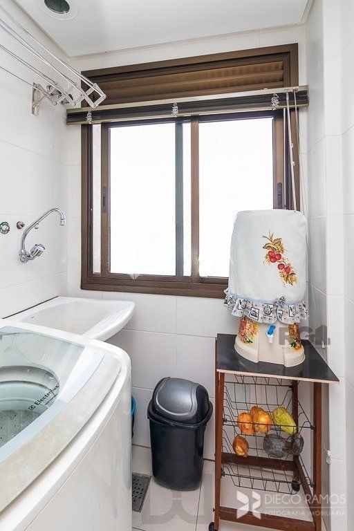 Apartamento à venda com 3 quartos 74 m²  Avalia imóvel no negócio Alto Padrão Rua Casemiro de Abreu, Moinhos de vento, Porto Alegre — foto 9