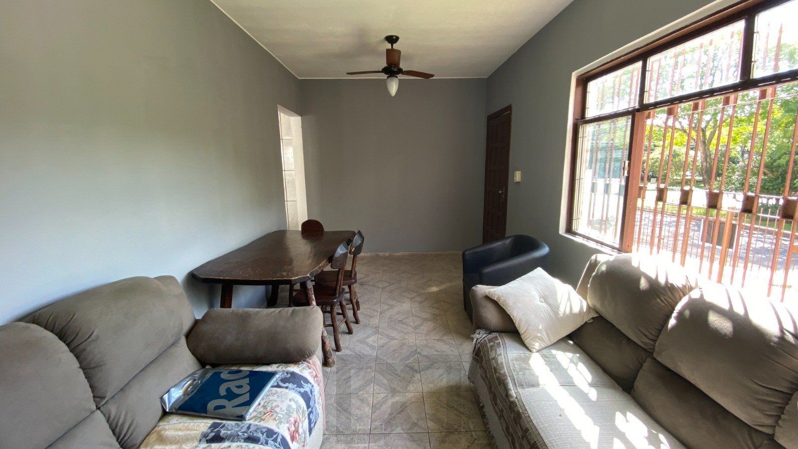 Casa de 3 dormitórios no bairro Jardim Itu — foto 2