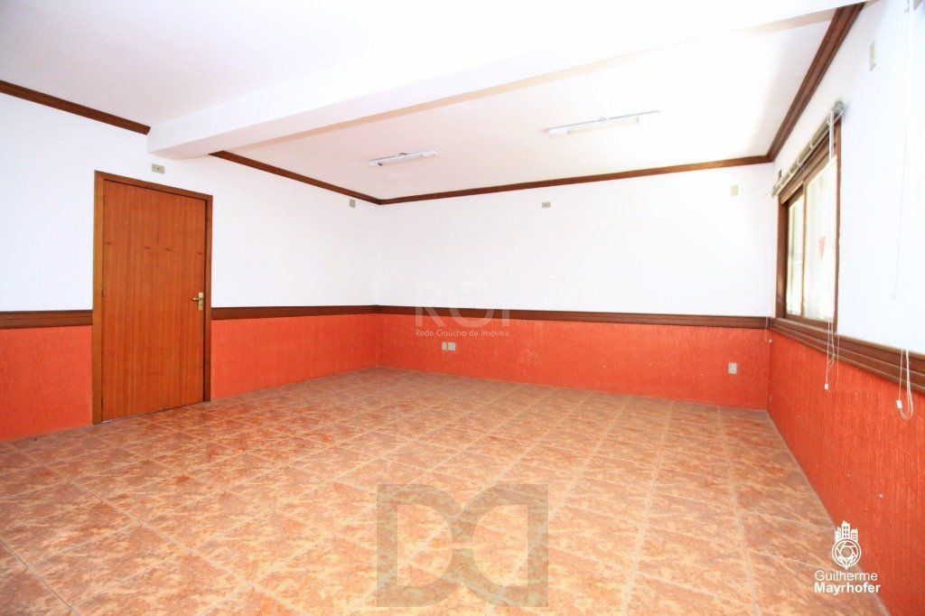 Casa para Venda - 258m², 3 dormitórios, sendo 1 suites, 3 vagas - Rio Branco — foto 3