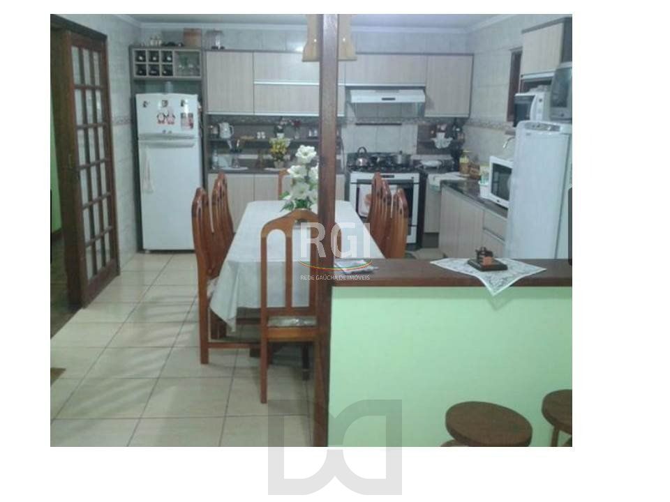 Casa para Venda - 634m², 2 dormitórios, sendo 1 suites, 3 vagas - Lomba do Pinheiro — foto 8
