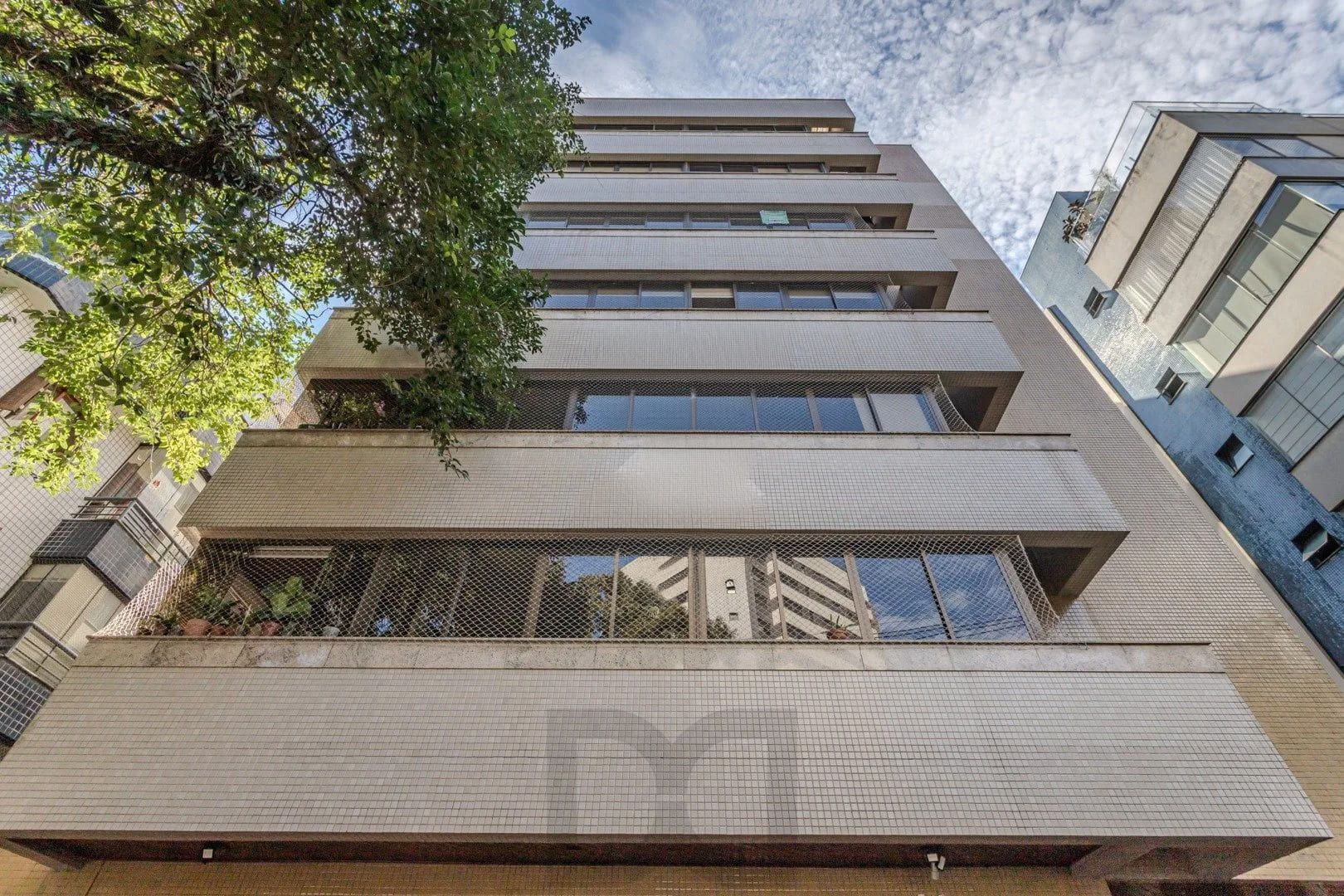 Apartamento de 3 dormitórios, no bairro Petrópolis em Porto Alegre — foto 23