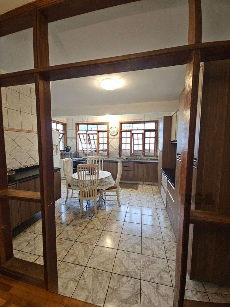 casa de 5 dormitórios no bairro Glória — foto 6