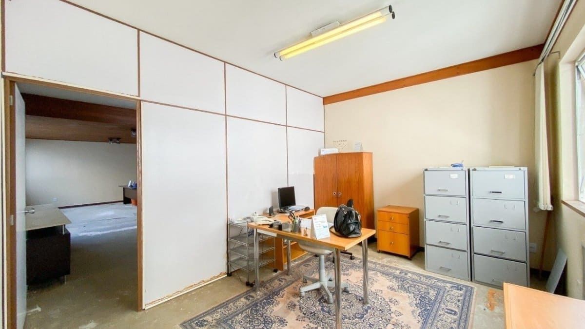 Sala/Conjunto à venda em Bairro Santa Cecília, Porto Alegre. — foto 7