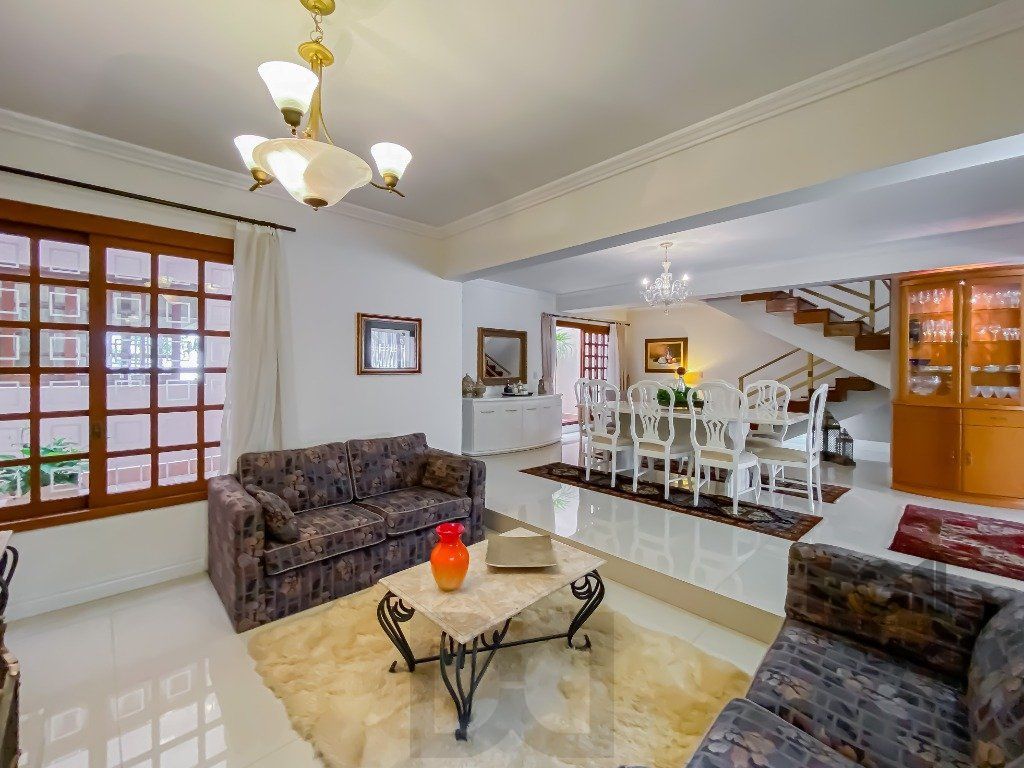 Casa 4 Dormitório(s) Bairro Teresópolis — foto 5
