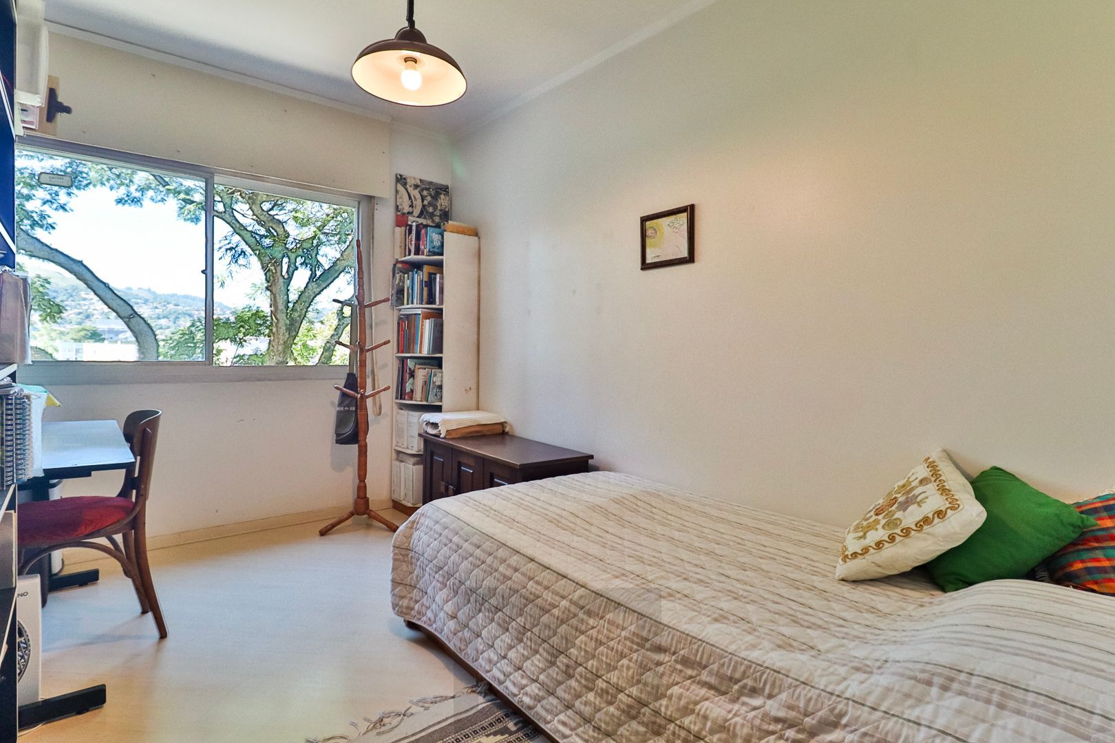 Apartamento para venda de 3 dormitórios, no bairro Teresópolis em Porto Alegre/RS. — foto 26