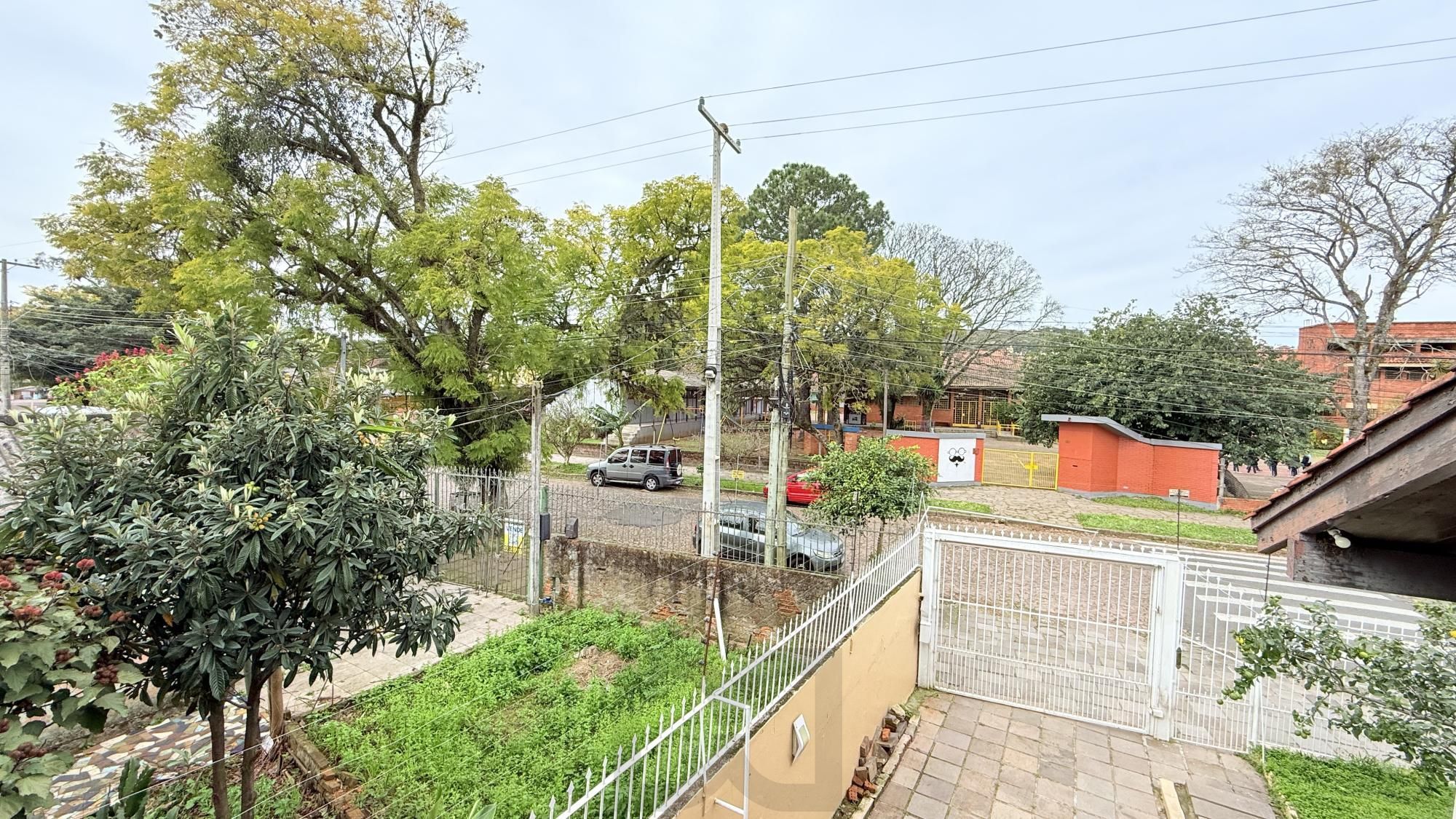 Casa para Venda - 260m², 4 dormitórios, sendo 1 suites, 4 vagas - Nonoai — foto 43