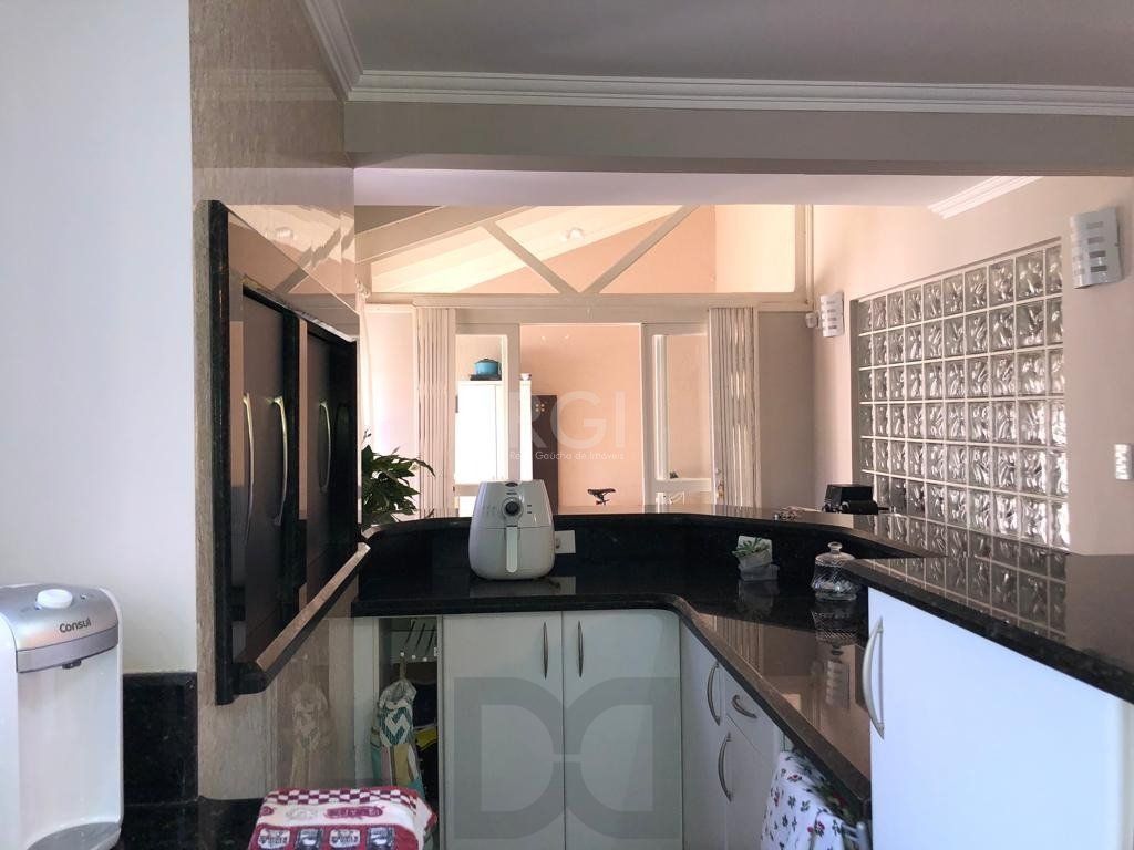 Casa à venda - 230m², 4 quartos, sendo 2 suítes, churrasqueira, piscina e 03 vagas de garagem — foto 26