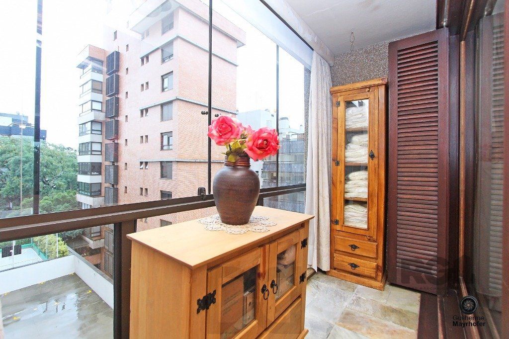 Apartamento de 3 dormitórios á venda em Bairro Petrópolis, Porto Alegre — foto 26