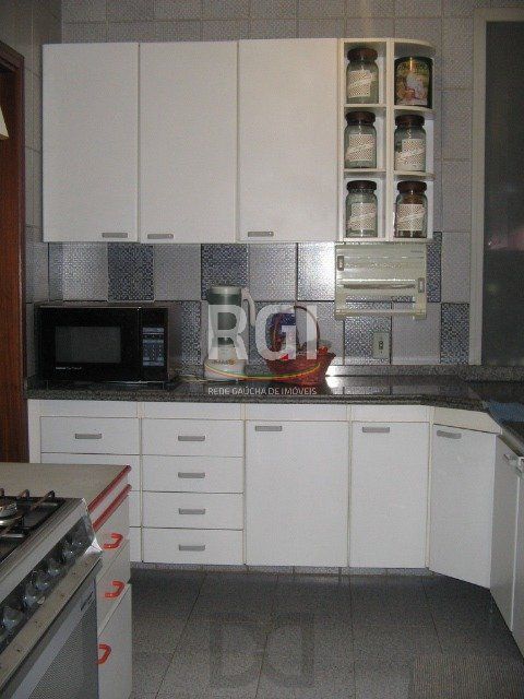 Casa para Venda - 260m², 3 dormitórios, sendo 1 suites, 7 vagas - Nonoai — foto 18