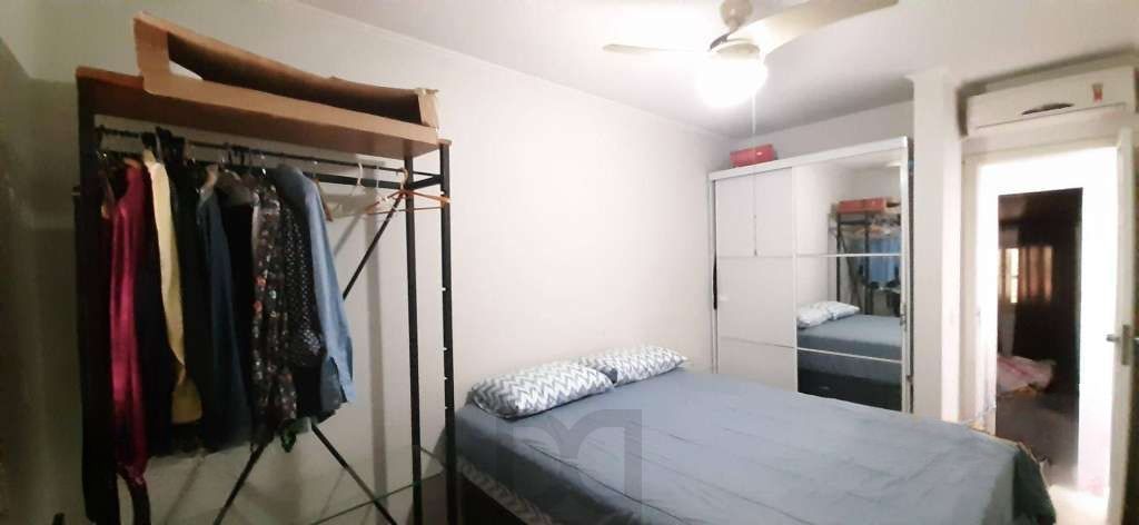 VENDE – AMPLA CASA RESIDENCIAL COM PISCINA E 5 VAGAS — foto 47