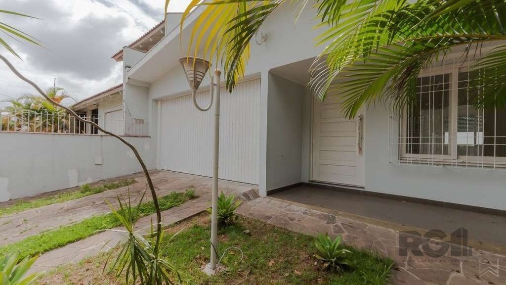 Casa 03 quartos, Bairro Sarandi. — foto 1