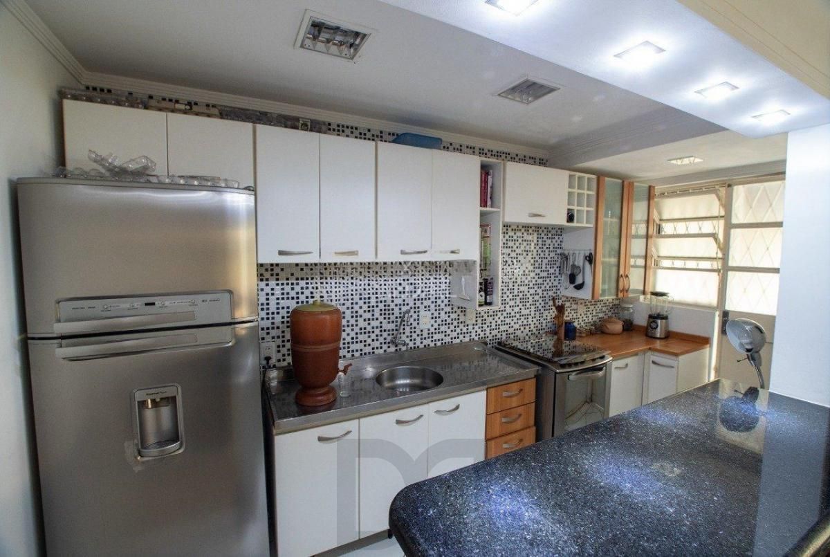 Apartamento de 1 dormitório no Bairro Menino Deus - Porto Alegre — foto 2