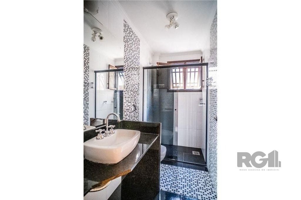 Excelente cobertura de 255m² com 3 dormitórios e 2 vagas. — foto 8