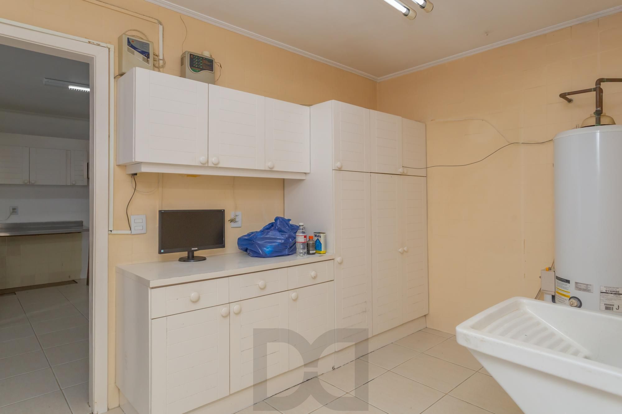 Casa com piscina e patio ampla no bairro Boa Vista, Porto Alegre/RS — foto 26