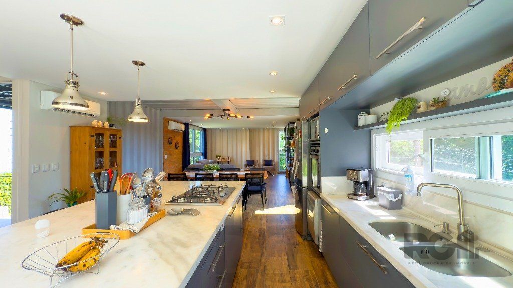 Casa para Venda - 315m², 3 dormitórios, sendo 1 suites, 2 vagas - Teresópolis — foto 55