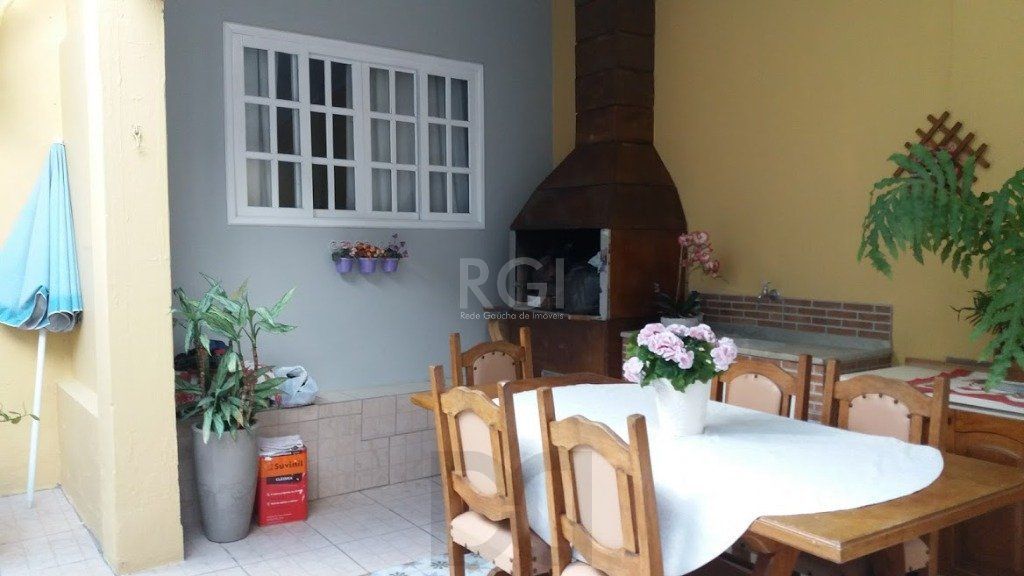 Casa para Venda - 289m², 4 dormitórios, sendo 1 suites, 4 vagas - Cavalhada — foto 3