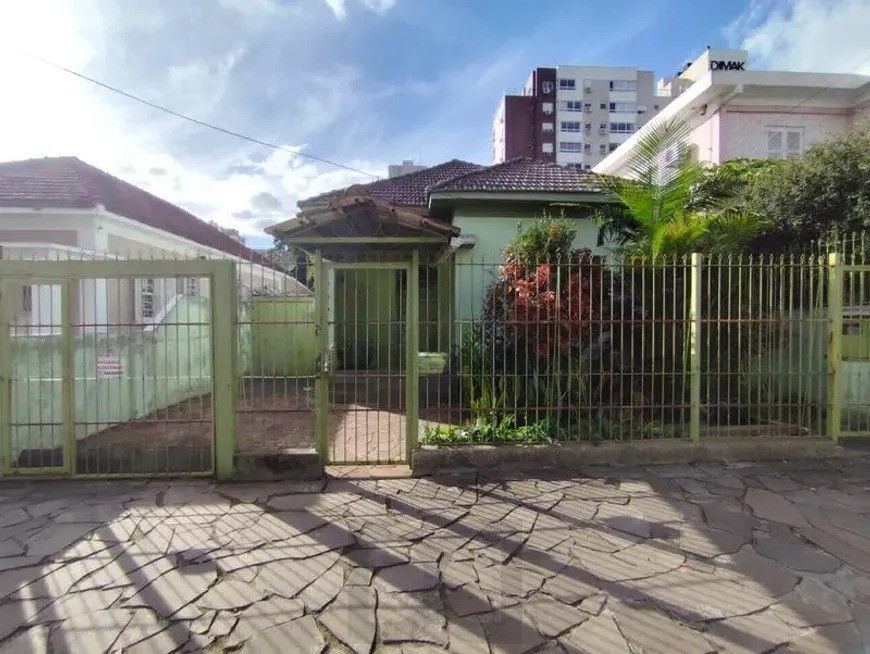 Casa 3 dormitórios no bairro Menino Deus em Porto Alegre para Alugar — foto 3