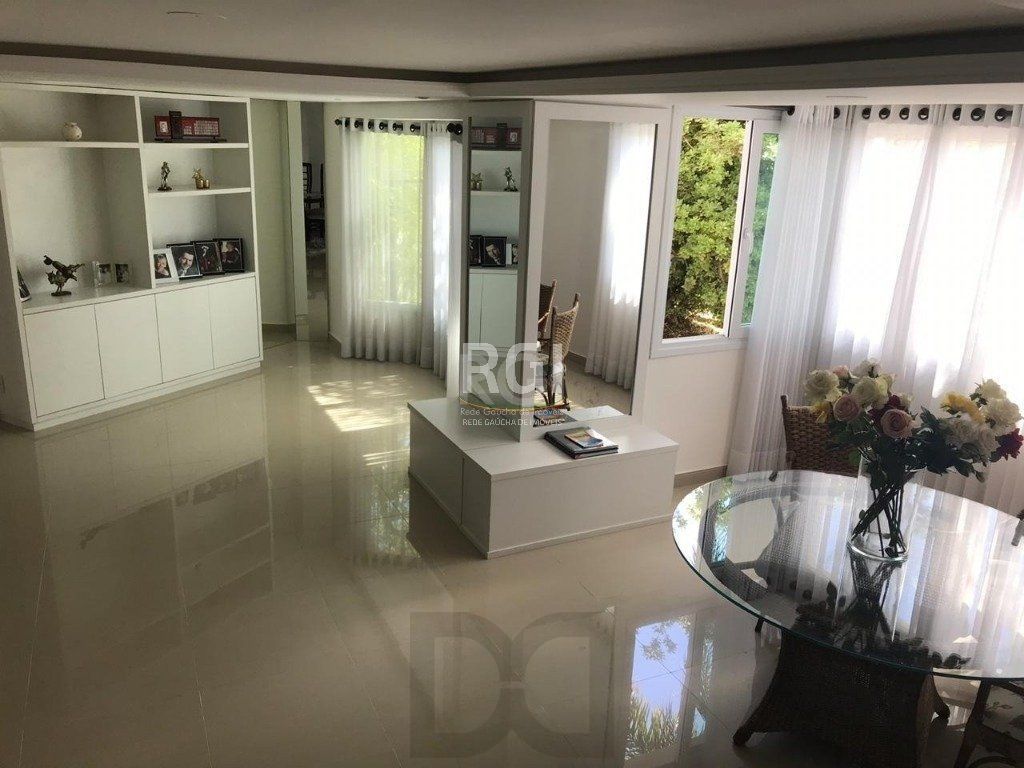 Casa para Venda - 319.25m², 6 dormitórios, sendo 4 suites, 3 vagas - Jardim Floresta — foto 11