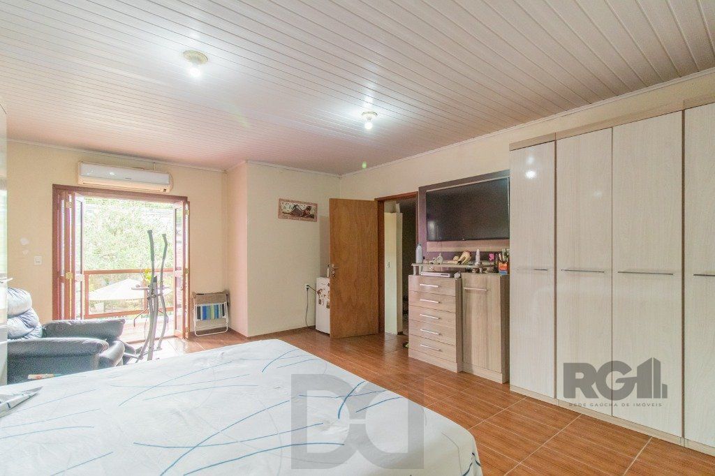 Casa com 3 dormitórios e 3 vagas no bairro Santa Tereza — foto 17