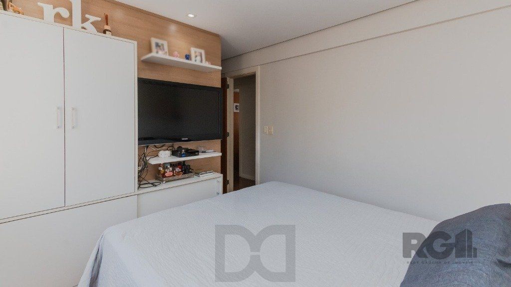 Excelente casa em condomínio de 249m² com 03 dormitórios e 4 vagas. — foto 12