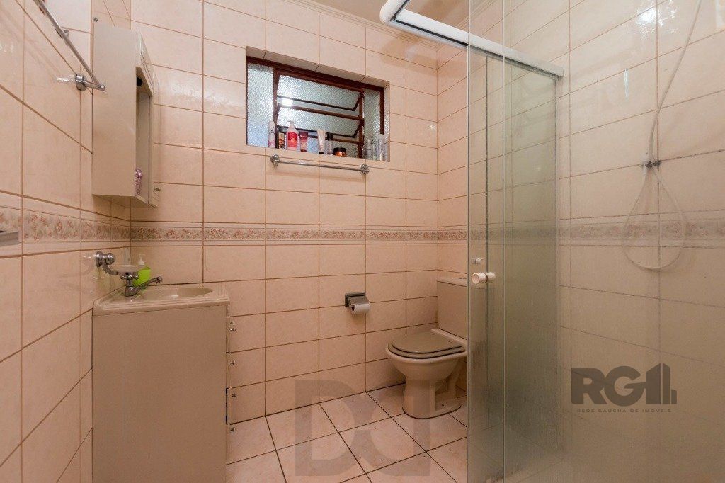 Casa de 4 quartos com 265m², no bairro Cavalhada — foto 9