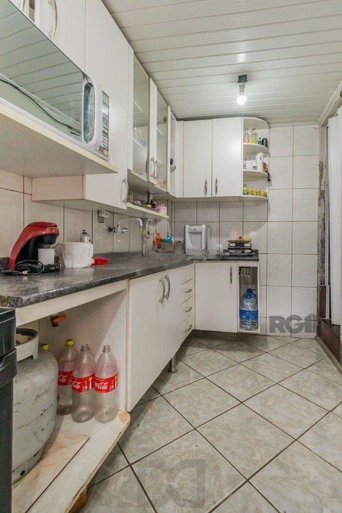 Casa de 4 dormitórios, no bairro Vila Jardim — foto 12