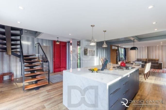 Casa para Venda - 315m², 3 dormitórios, sendo 1 suites, 2 vagas - Teresópolis — foto 62