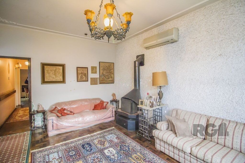 Casa de 4 dormitórios, bairro Santa Tereza — foto 3