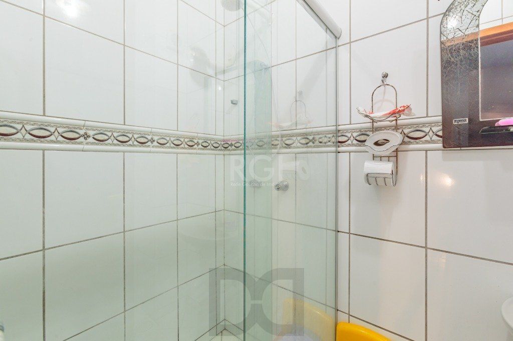 Casa 160m² - 3 dormitórios, 1 suíte, churrasqueira, terraço e 2 vagas de garagem no Guarujá — foto 10
