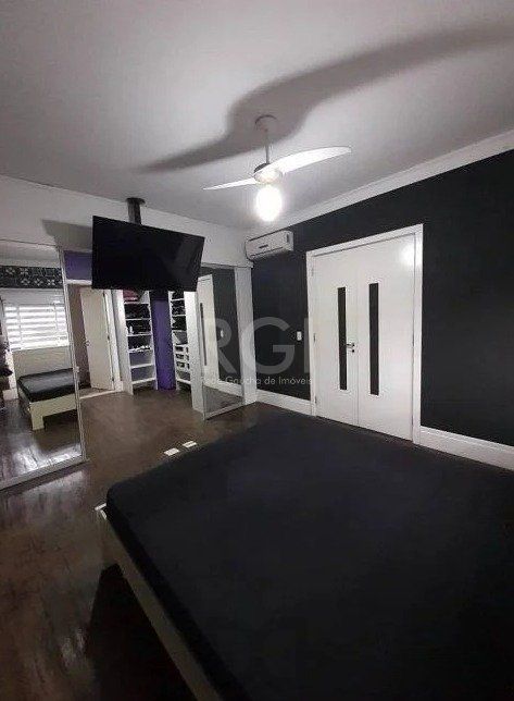 Casa com 233m², 2 dormitórios sendo 1 suíte, living com lareira, espaço gourmet com churrasqueira, pátio e 2 vagas de garagem no bairro Sarandi — foto 13
