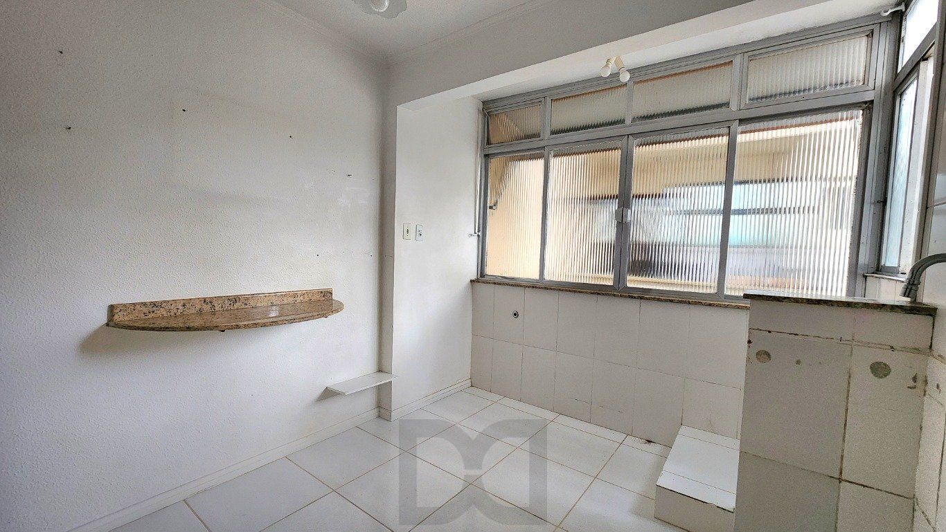 Apartamento com 2 Quartos e 1 banheiro à Venda, 67 m² no bairro Cavalhada — foto 5