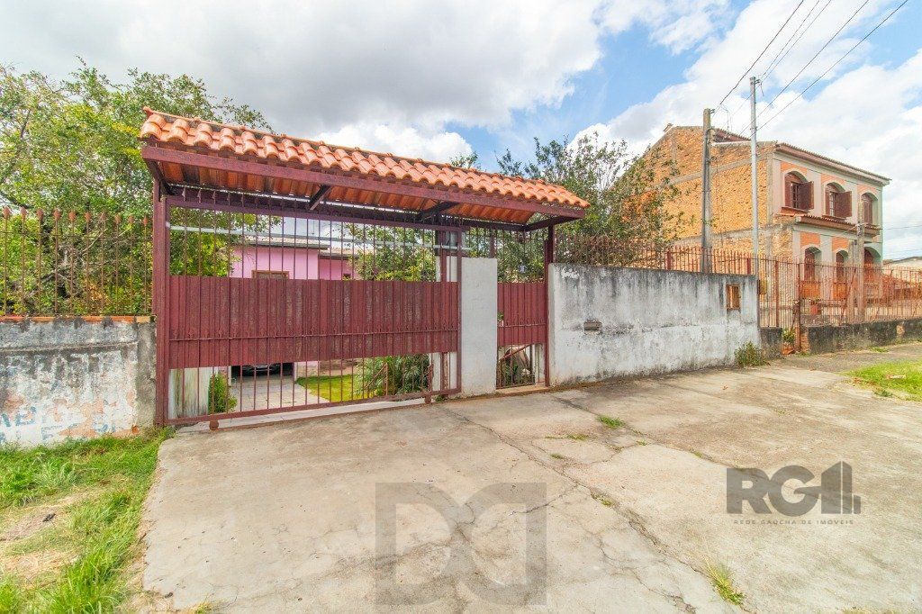 Casa com 3 dormitórios e 3 vagas no bairro Santa Tereza — foto 51