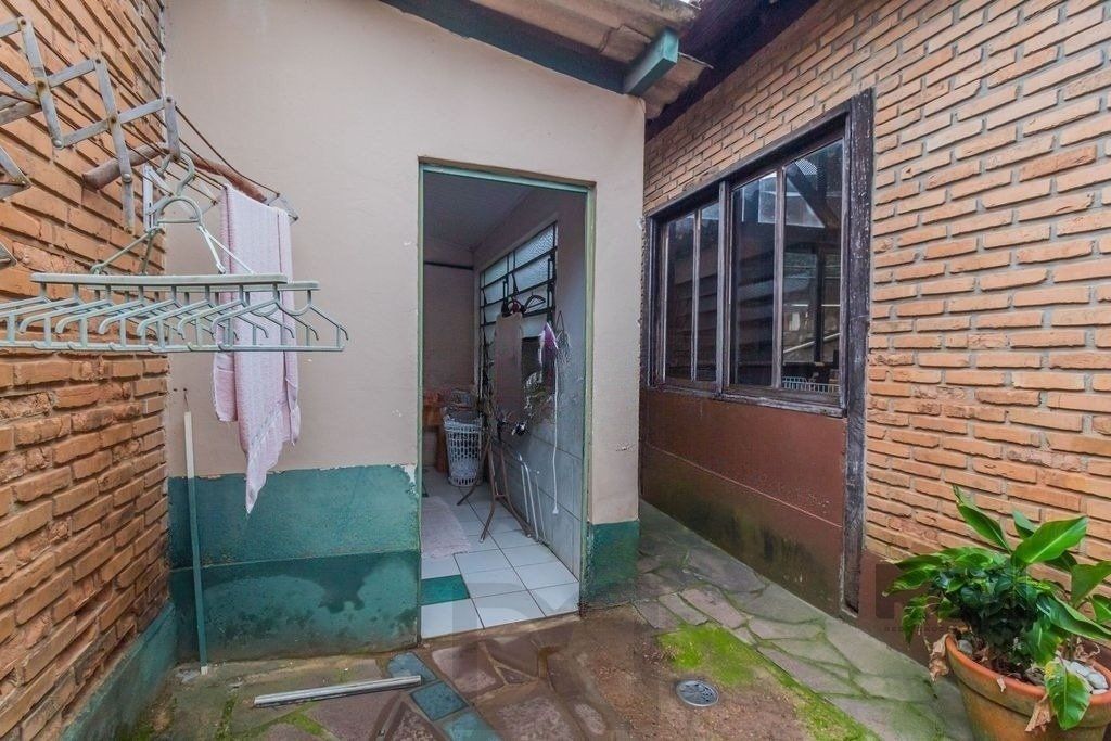 Casa 3 Dormitório(s) Bairro Medianeira — foto 42