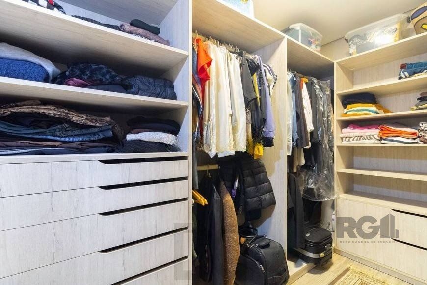 Casa 280m² - 3 dormitórios, 1 suíte, 2 vagas no bairro Jardim Itú — foto 17
