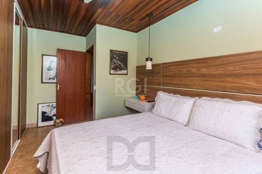 CASA DE 2 DORMITÓRIOS, PISCINA, CHURRASQUEIRA E 2 VAGAS DE GARAGEM NO BAIRRO HÍPICA — foto 8