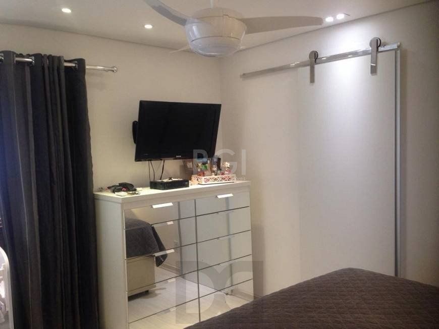 Casa para Venda - 130m², 3 dormitórios, sendo 2 suites, 6 vagas - Nonoai — foto 14