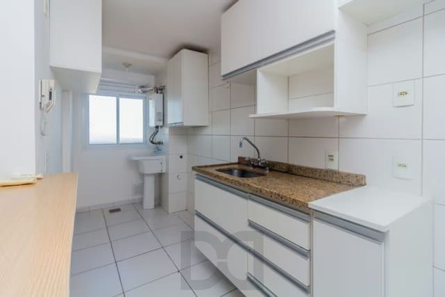 Apartamento de 2 dormitórios à venda em São Geraldo, Porto Alegre. — foto 5