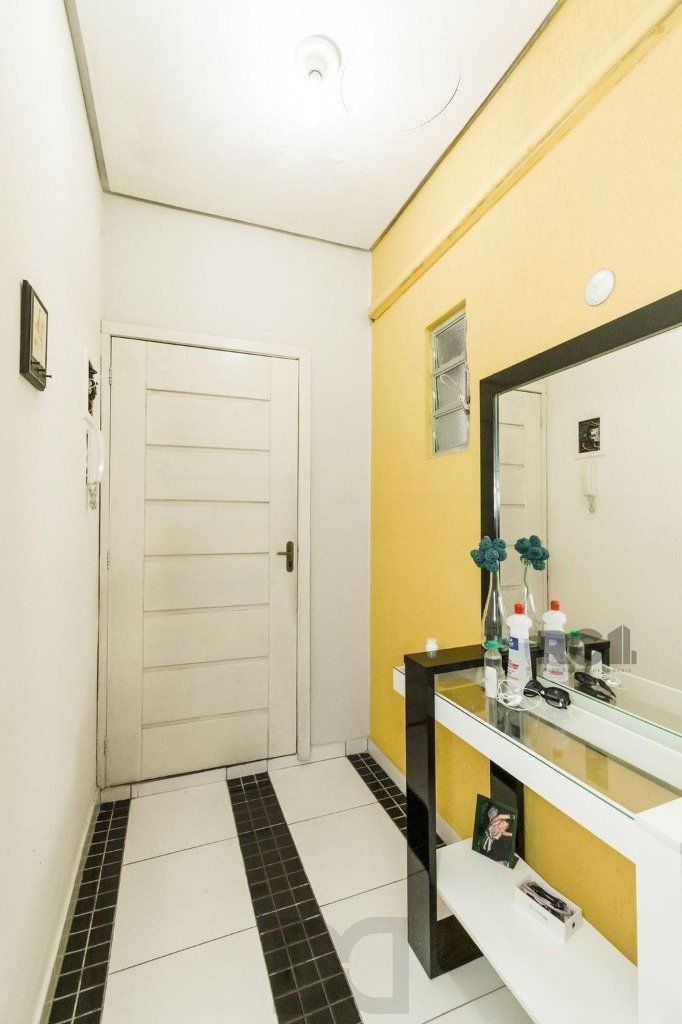 Apartamento 100m² - 2 dormitórios, 1 suíte no bairro Independência — foto 3