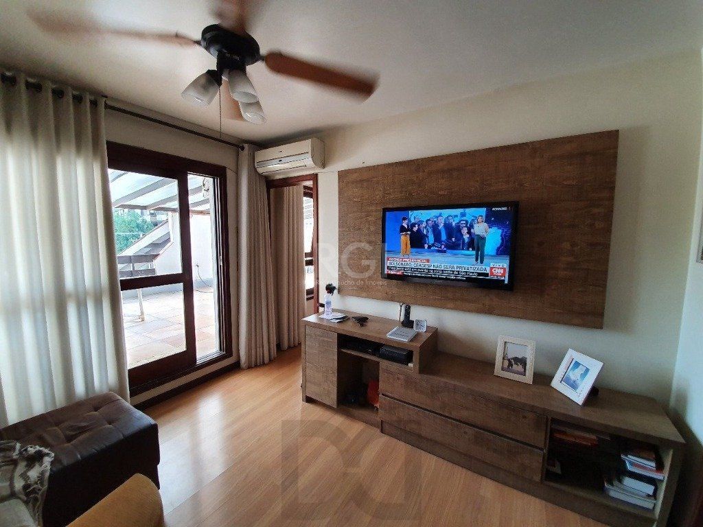 Casa de 333m² com 4 dormitórios, pátio com piscina, espaço gourmet com churrasqueira e 4 vaga de garagem no bairro Passo da Areia — foto 26