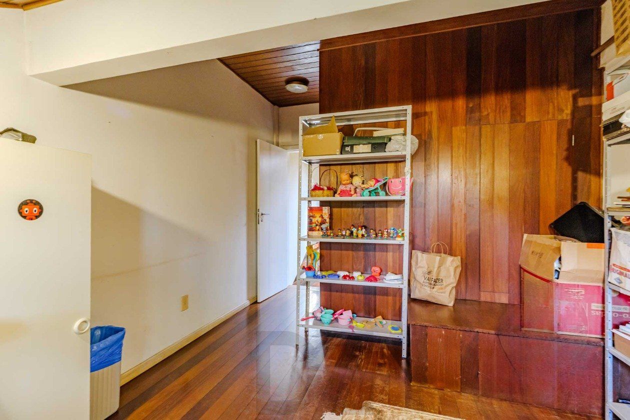 Casa em Condominio, 4 dormi. sendo 2 suítes, churrasqueira, lareira, 2 vagas — foto 32