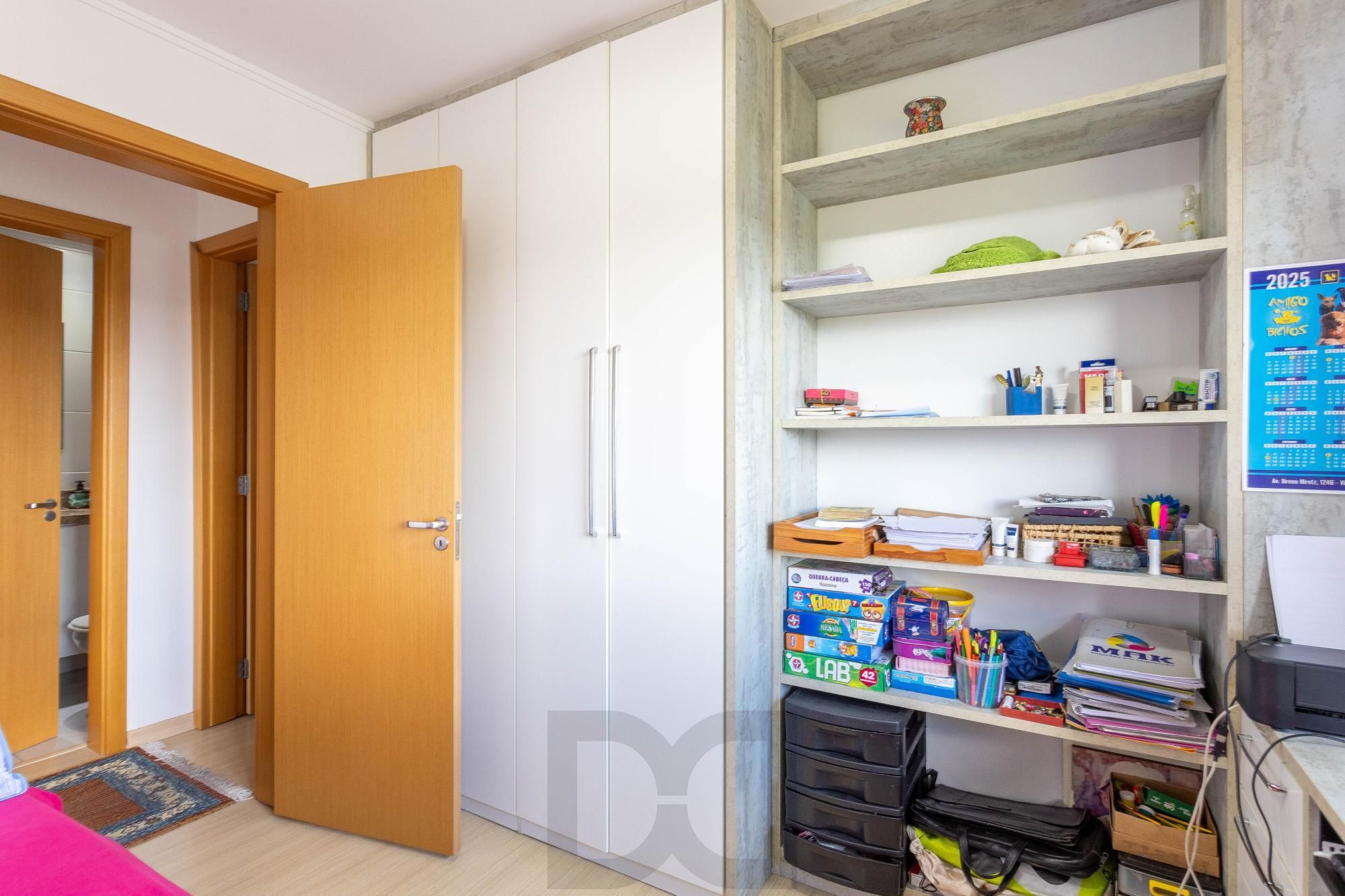 Apartamento à Venda com 2 Dormitórios (1 Suíte) e 2 Vagas Cobertas - Vila Ipiranga, Porto Alegre/RS — foto 13