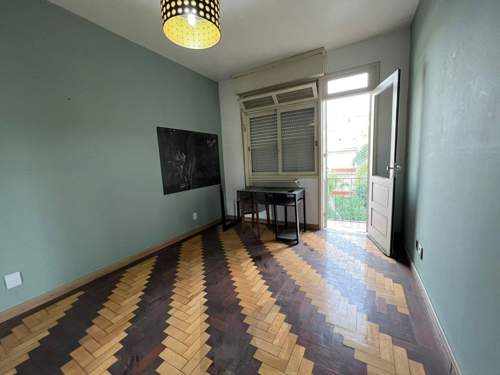 Apartamento de 3 dormitórios á venda no Bairro Rio Branco, Porto Alegre. — foto 14
