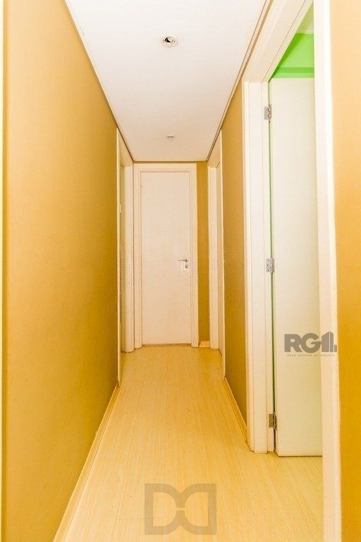 Apartamento 95m² - semi mobiliado, 3 dormitórios, 1 suíte e 2 vagas no bairro Passo da Areia — foto 6