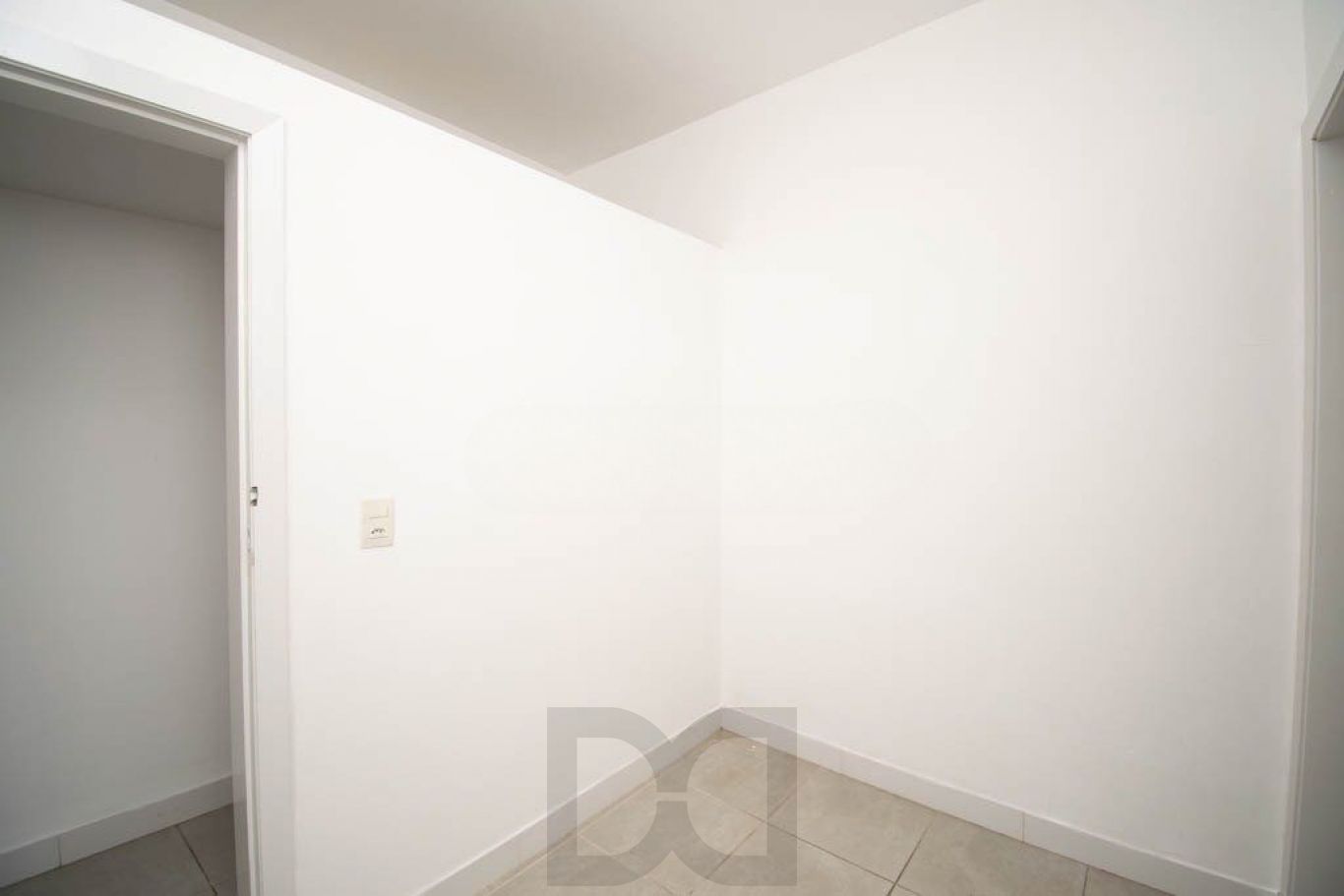 Apartamento de 3 dormitórios à venda no Bairro Centro Histórico, Porto Alegre. — foto 12