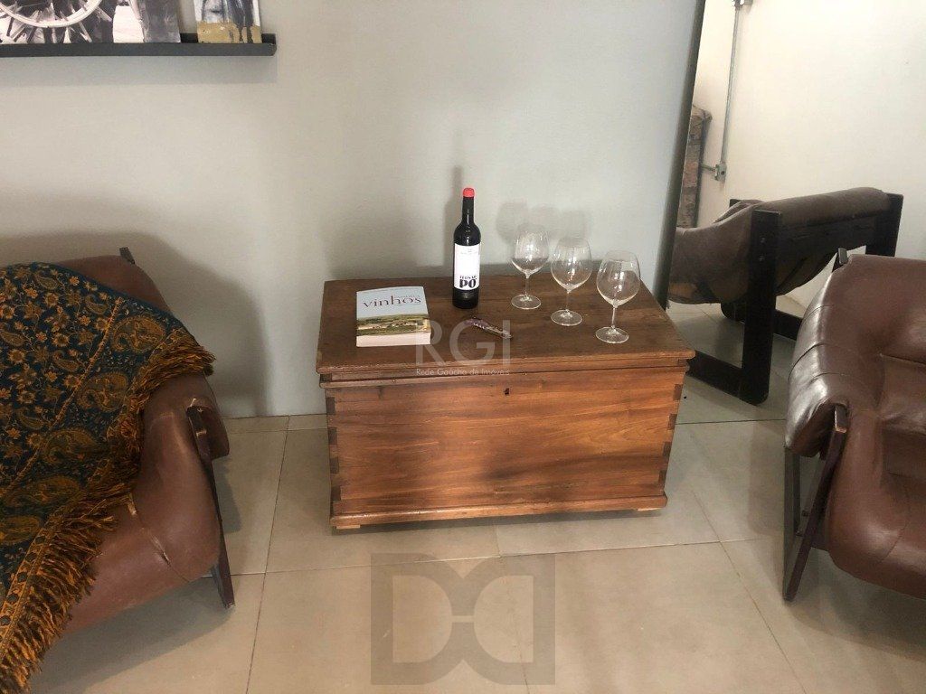 Casa para Venda - 260m², 3 dormitórios, sendo 2 suites, 2 vagas - Nonoai — foto 20