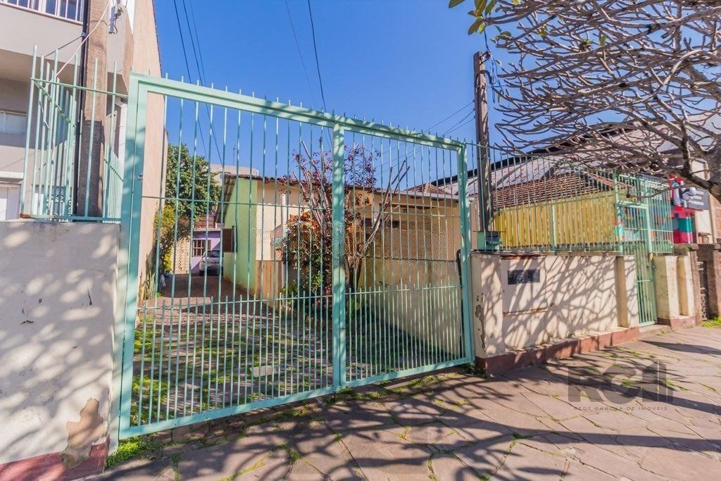 Casa com 4 dormitórios no bairro Santa Maria Goretti — foto 41