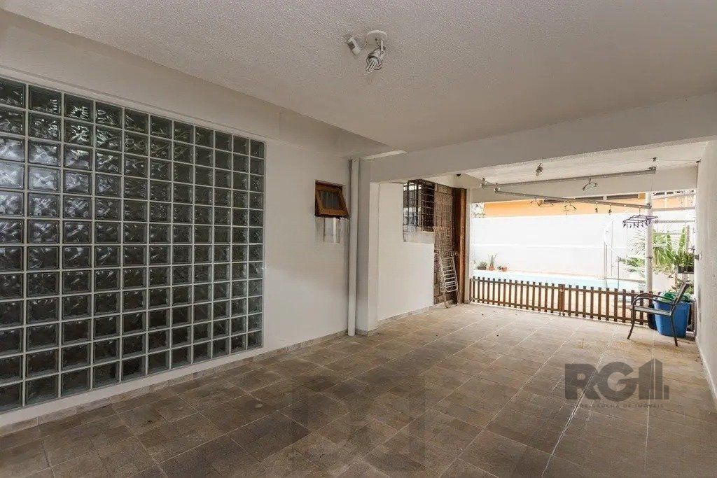 Casa com 3 dormitórios no bairro Jardim Lindóia — foto 43