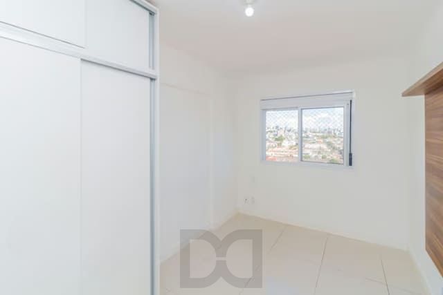 Apartamento de 2 dormitórios à venda em São Geraldo, Porto Alegre. — foto 12