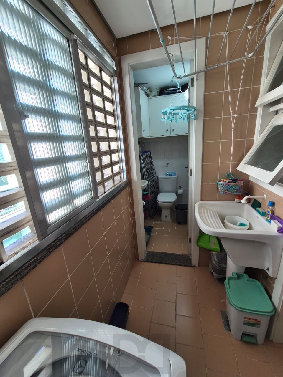Apartamento 2 dormitórios, churrasqueira e 1 vaga no bairro Teresópolis em Porto Alegre — foto 7