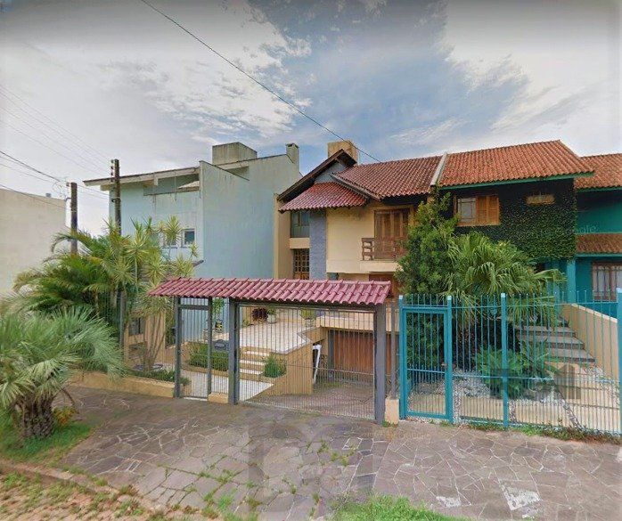 Casa de 370m² - 4 dormitórios, 2 suítes e 4 vagas de garagem no bairro Espírito Santo — foto 30